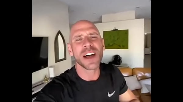 Jonny sins message to rockstar.watch it on youtube @cliff plays