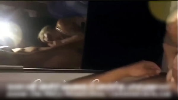 Play MP4 - Transei na sacada do pr&eacute;dio fantasiada de diabinha enquanto meu f&atilde; me comeu fantasiado de la casa de papel