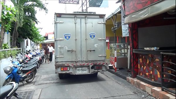 Play MP4 - Soi Walking Street Pattaya Thailand