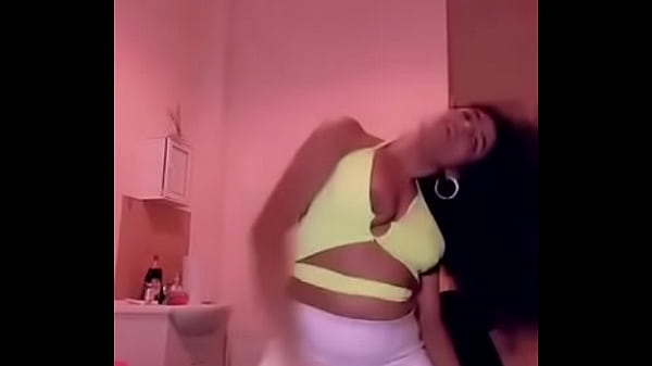 Tit falls out while she is dancing online