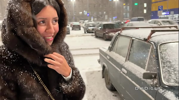 Play MP4 - Picked up a mercantile whore and tricked her into a hotel room to fuck