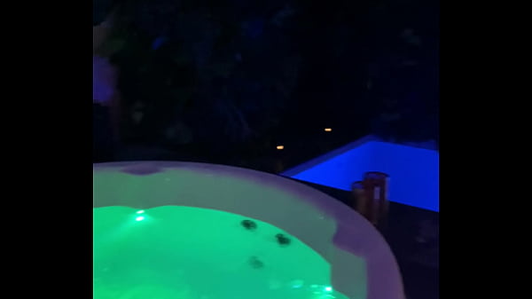 Nonton Il Me Prend Sur Le Bord Du Jaguzzi J&rsquo;esp&egrave;re Que &ccedil;a Vous Pla&icirc;t Bisous De ... thumbnail