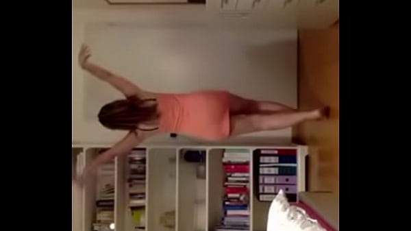 Random Milf gives_me a free show on live cam sinceI gave_her compliments