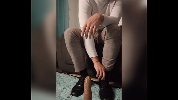 Play MP4 - sheer socks