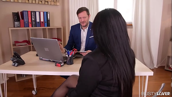 Play MP4 - Bootylicious Latina Skank Kesha Ortega Polishes Boss' Pecker for Job