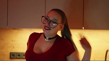 Goth slut got Hardcore Facefucked