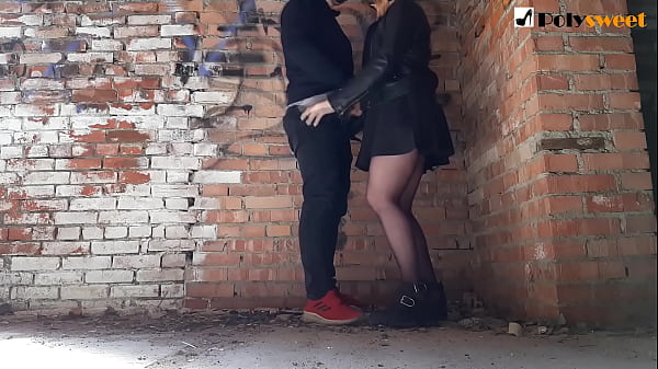 Play MP4 - Fucked her BF in an abandoned building &lpar;Pegging&rpar;