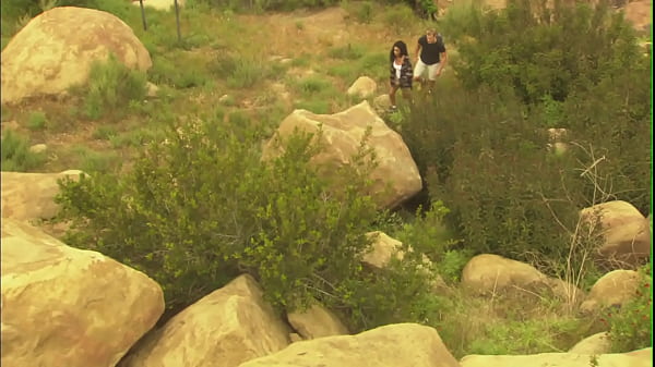 Nonton Hiking And Fucking Outdoors thumbnail