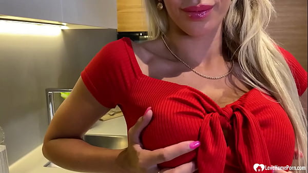 Play MP4 - Smoking blonde MILF will get you hard