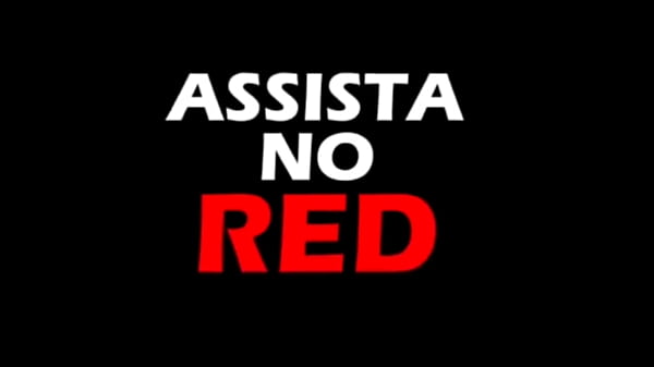 Levei a coroa tesuda para ela ver minha pingola bem dura e buceta dela se impressionou com as bolas 