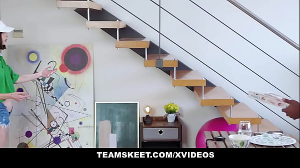 Play MP4 - Frozen Pizza Delivery Girl is Fucked by BBC