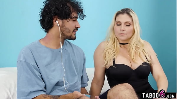 Stepmom MILF_Christie Stevens wanted her stepson_to excersise more