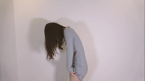 Japonesa mostrandosua calcinha