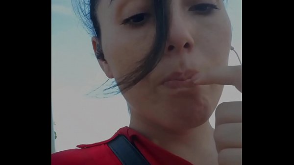 Play MP4 - Mimi chupando rola de fa q reconhe&ccedil;o ela na rua &period;&period; em Bras&iacute;lia