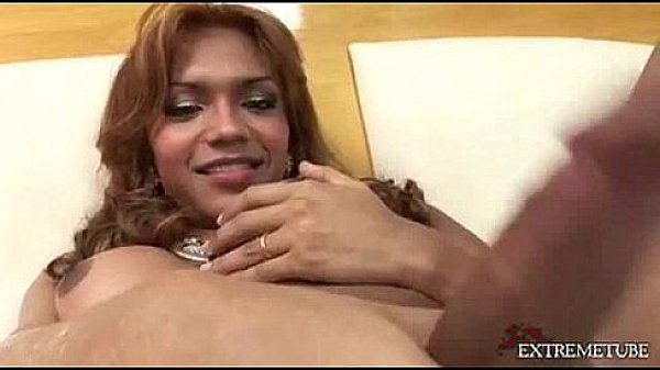 Sultry Tranny Jerking Off 