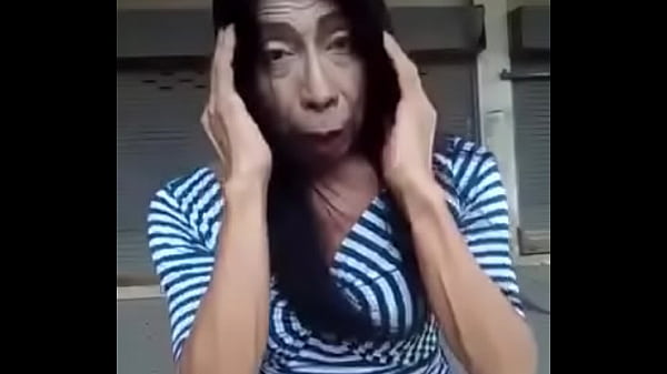 Nonton B68698ef-c551-4196-95e1-2ffb98e770f0.mov thumbnail