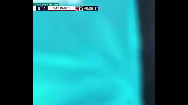 Cacetada do luan de fora da &aacute;rea 