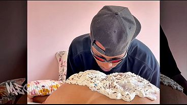 07 / 07 - Anivers&aacute_rio do Meck com um bolo maravilhoso para comemorar o seu dia...(VIDEO COMPLETO NO RED) video thumbnail