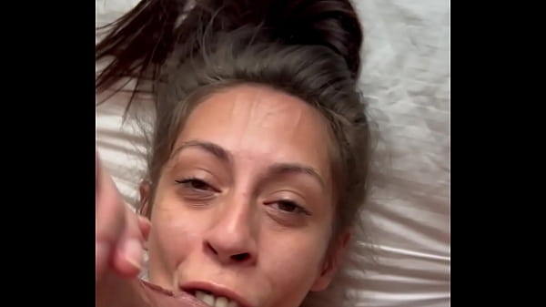 Fans candie cross is a throat goat 