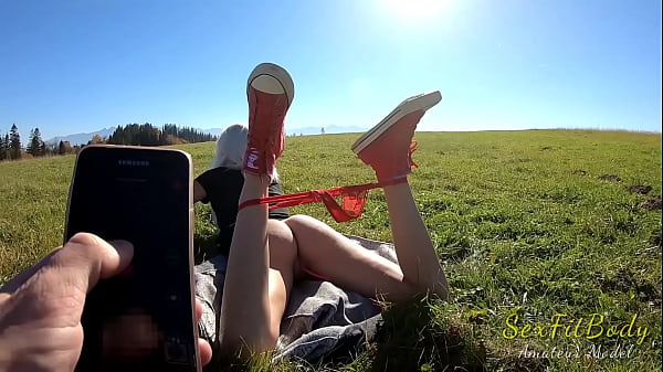 Remote control that sexy pussy in the mountains 