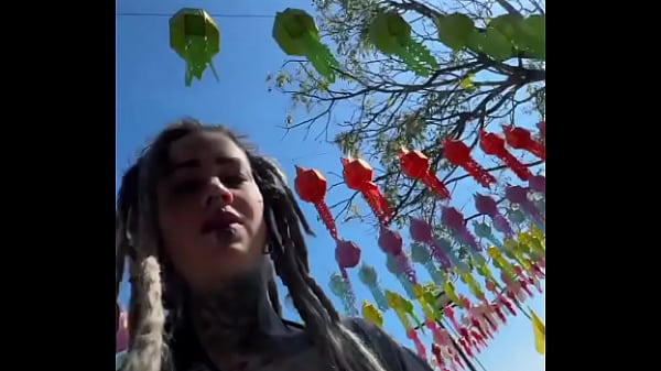 Nonton Do You Like This Atmosphere The Same As I Do? Thailand Is So Colorful And I Love It! A Lot Of Countries Don't Hav... thumbnail