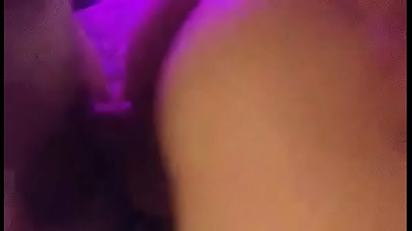 Play MP4 - cute little white gurl butt