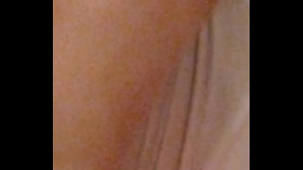 Comendo a coroa rabuda 