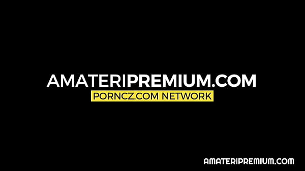 Nonton She Loves It Hard thumbnail