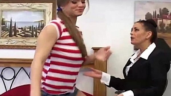 Catfight with two hot broads 