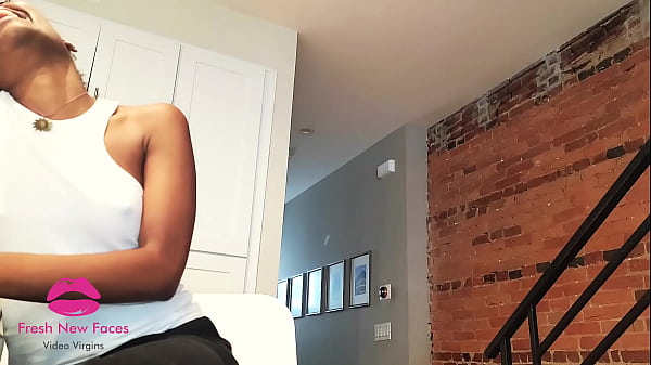 Play MP4 - Bi-sexual Teen Quits Mid-interview &num;Fail