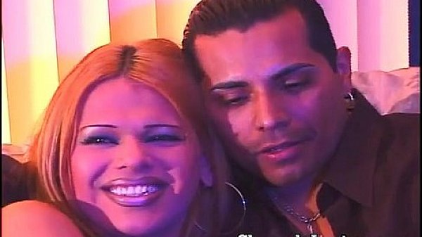 Horny shemale blowing her man off 