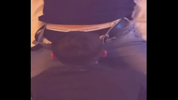 Play MP4 - EL HETERE SE DEJA TOCAR POR MI DESPUES DE LA PEDA ACOSTADO EN LA CAMA