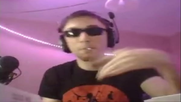 серега пиратзаплатил 1500руб за боль анальных ушей что