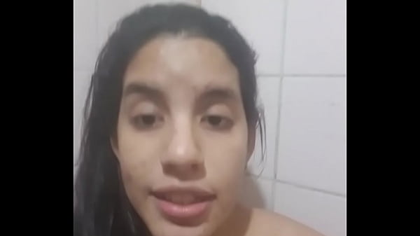 Play MP4 - Juguetona