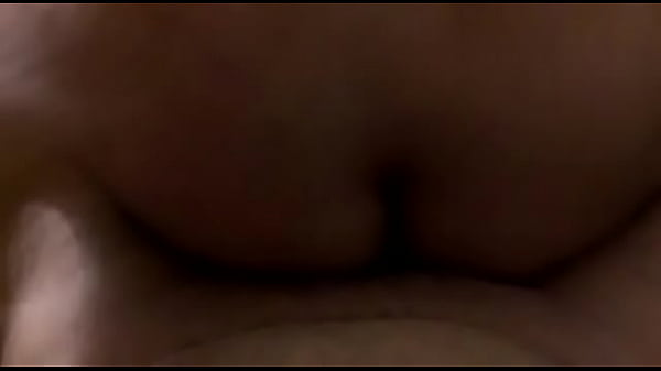 Con el ex de mi amigo sentadito