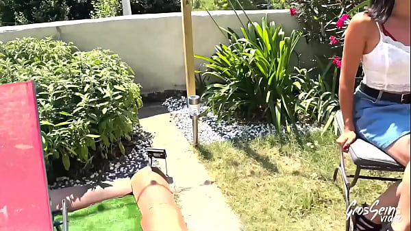 Nonton Mia, Brune Sexy, Recherche Une Queue Bien Veineuse thumbnail