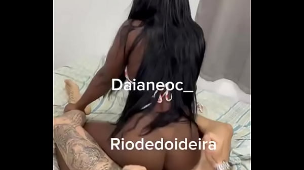 Sentando gostoso