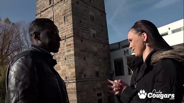 Play MP4 - Joana Black Gets Ass Fucked & Her Hubby Eats The Cum - Cuckold