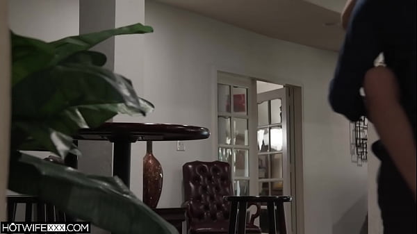 Play MP4 - HotwifeXXX - Big Tit Married Milf BBC Freak Is Hungry Again &lpar;Linzee Ryder&rpar;