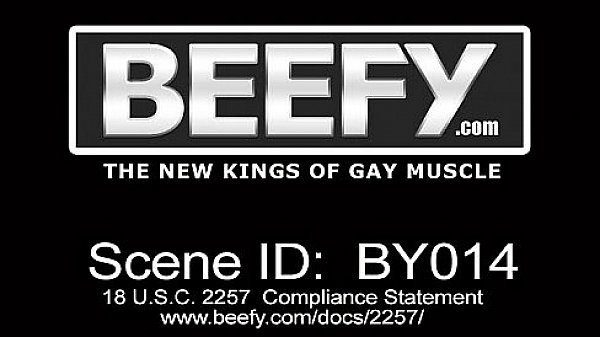 Muscle Dudes Fuck Outdoors 