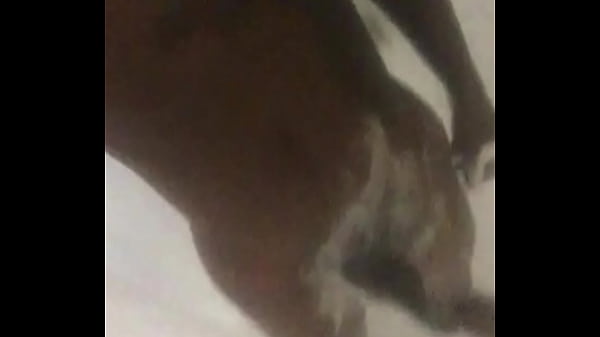 Play MP4 - Cum wash my back