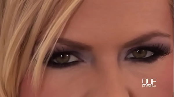 What a body what a face