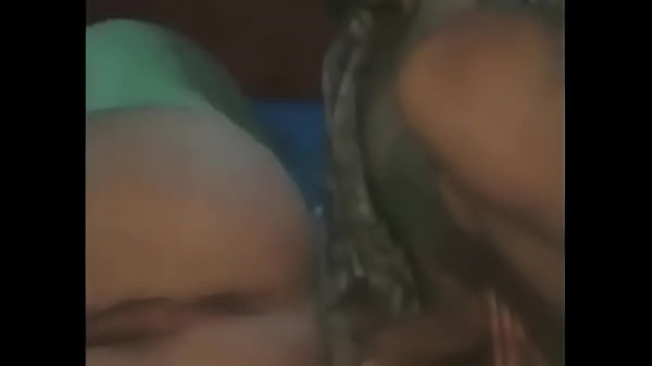 Play MP4 - camping two guys