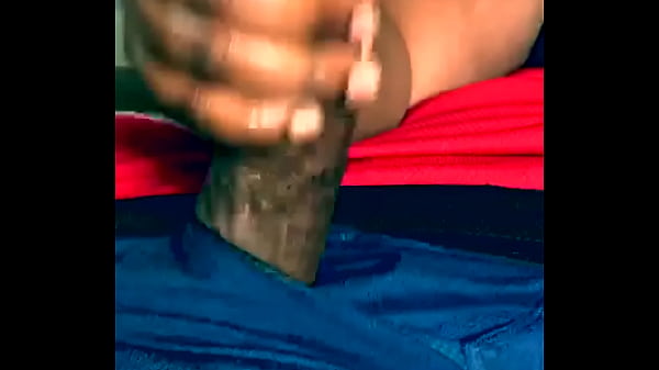 She thought fat dudes was small 