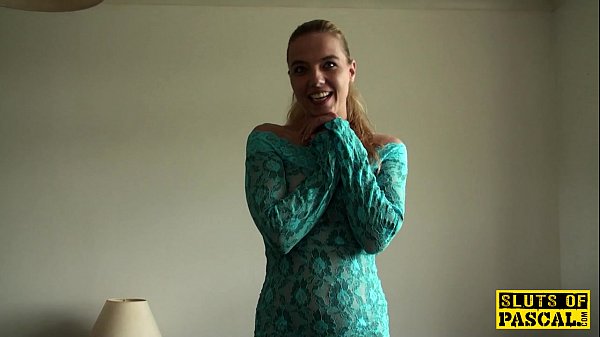 Play MP4 - Obedient uk sub is finally allowed to pee