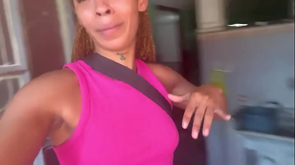 Nonton I Couldnt Miss #tittytuesday thumbnail