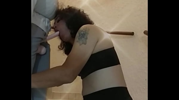 Play MP4 - Ary Bell succiona verga