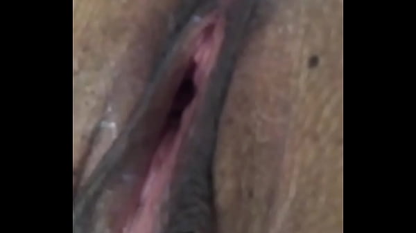 Buceta morena consolo siririca