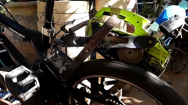 Wide Open Throttle Chainsaw Bike thumbnail