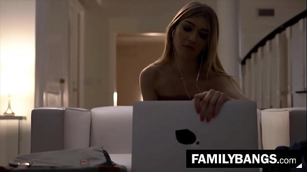 Lessons with my stepsister to squirt properly ⭐